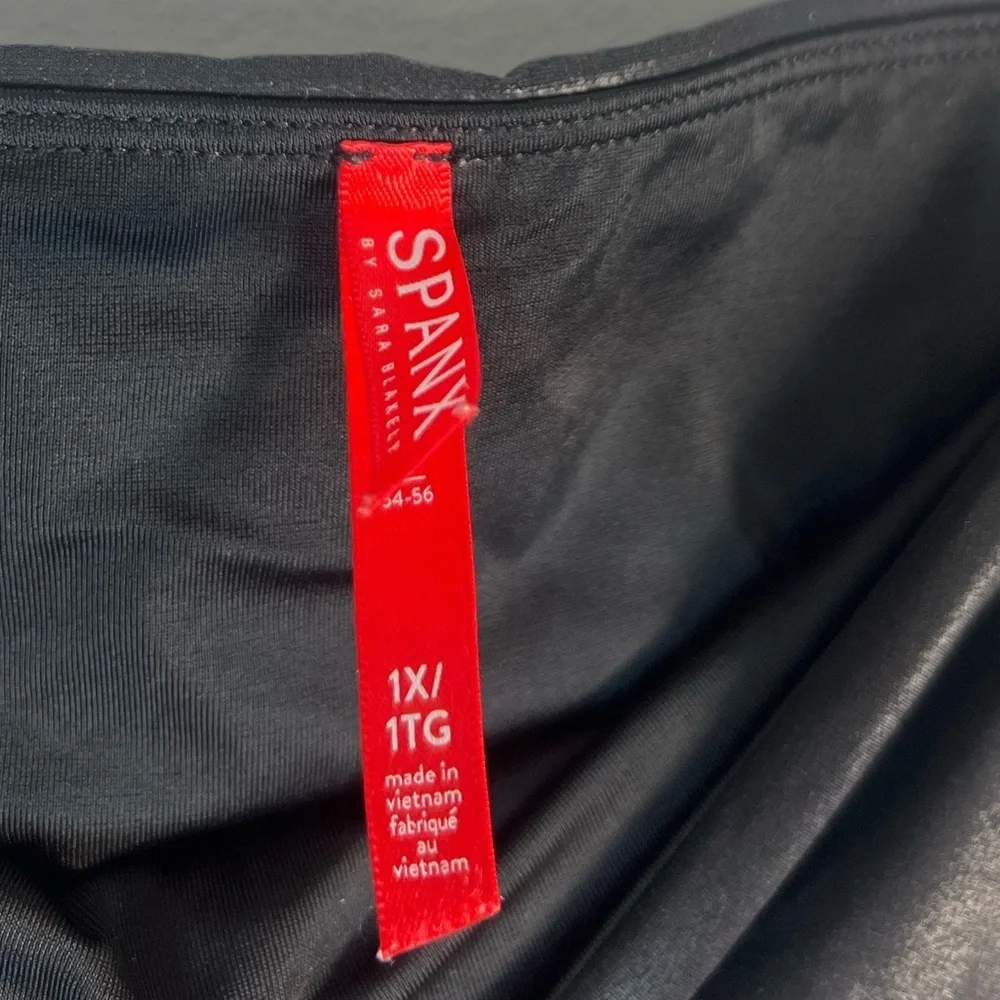 Spanx Faux Leather Ready to Wow Black Leggings 1X